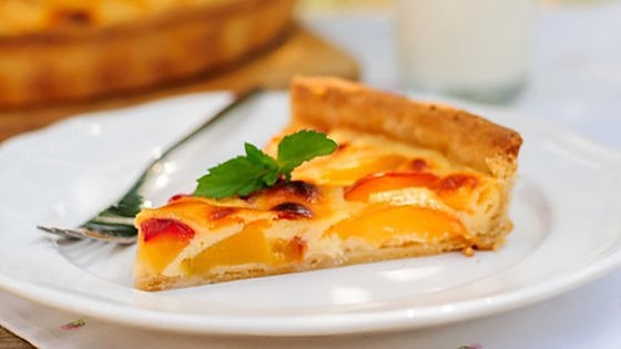 Torta pesche crema